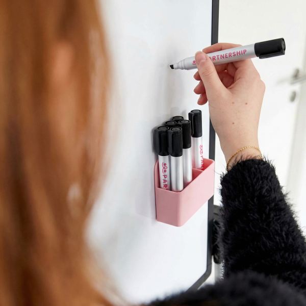 STAEDTLER Lumocolor Whiteboard Marker - Chisel Tip — Feature