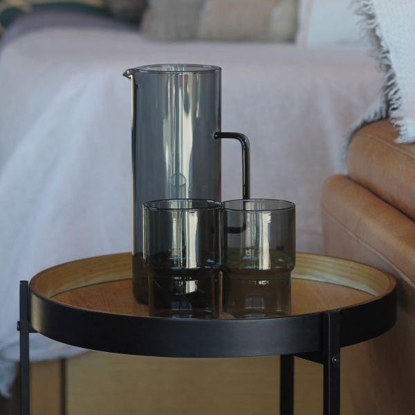 Keepsake Arlo Carafe — Feature