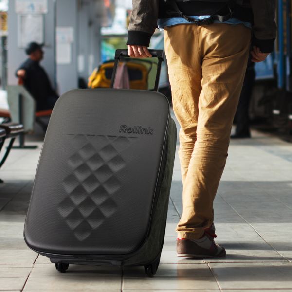 Rollink Flex Earth Suitcase - Medium — Feature