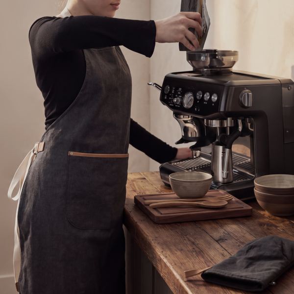 Keepsake Canvas Apron — Feature